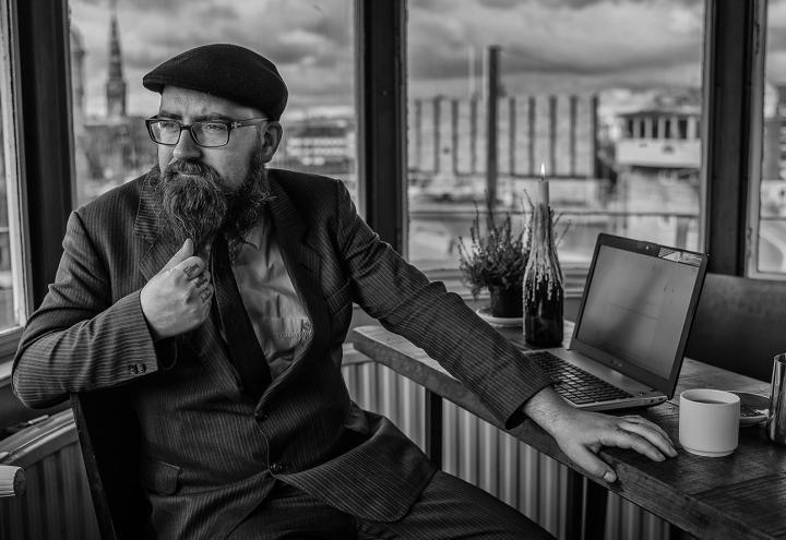 Dänischer Beat-Poet Claus Høxbroe liest in Friedrichsort 