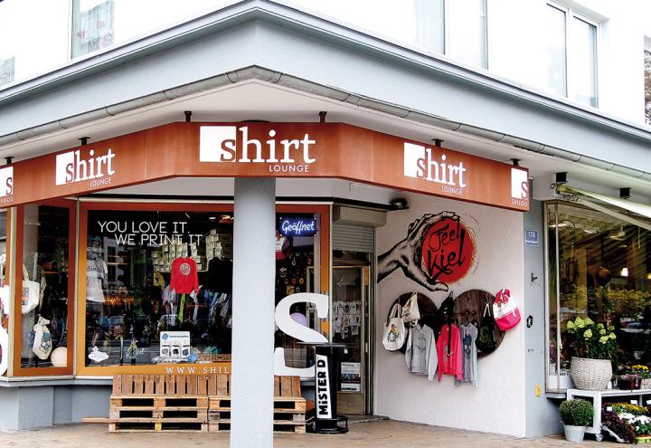 Neu in der Holtenauer Straße 136: die Shirt Lounge