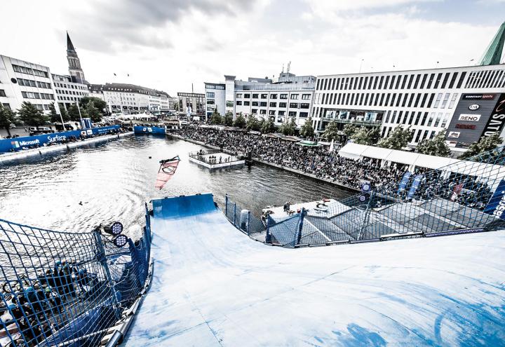 Condor OCEAN Funpark – am  Bootshafen zur Kieler Woche