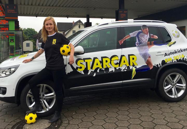 Der STARCAR EM-Autokicker macht Halt in Kiel