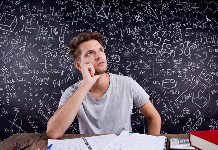 Arabisch-deutschsprachiger Vorkurs in Mathematik