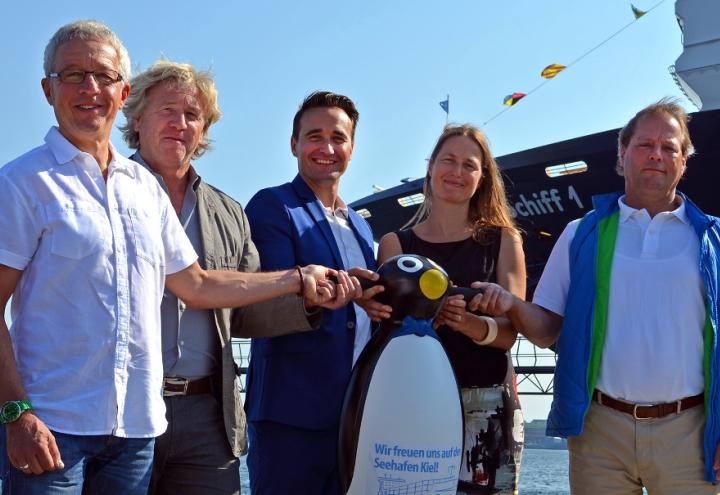 Stadtwerke Eisfestival jetzt direkt an der Kieler Hafenkante