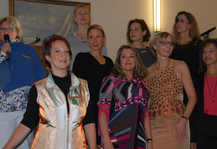 „Bilder gegen Bares/ Kunst & Kitsch gegen Knete“