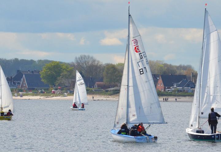 Kostenloses Schnuppersegeln in Schilksee 