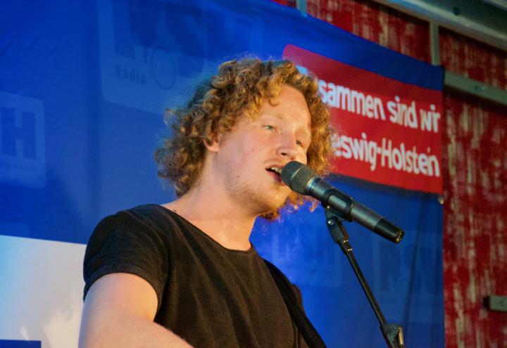 Ein intimes Konzert mit Michael Schulte