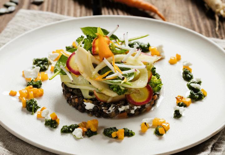 Salat von winterlichen Gemüsen 