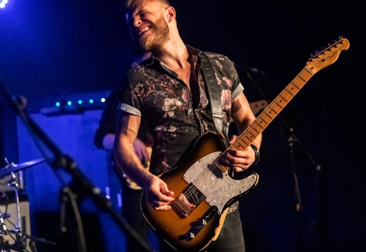 Ben Poole rockt die Räucherei