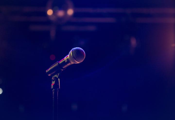 Slam Poetry Lesebühne: Irgendwas mit Möwen