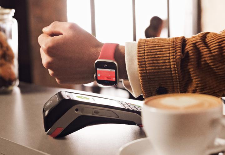 So geht kontaktlos zahlen mit Apple Pay