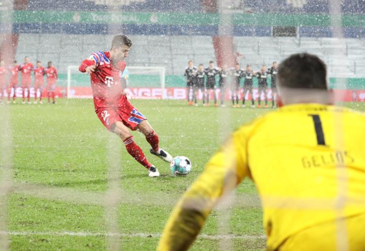 Holstein Kiel zwingt Bayern in die Knie 