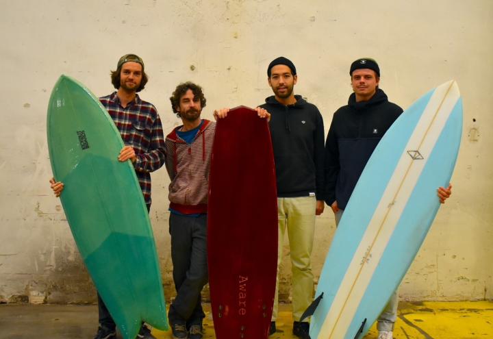 Surfer entwerfen Boards für die Kieler Brandung