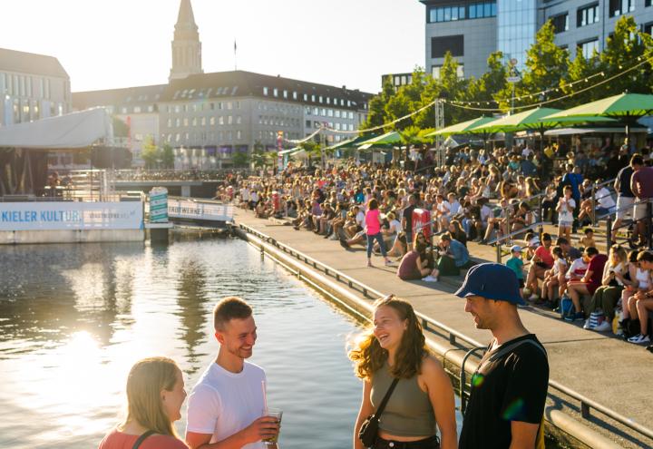 Bootshafensommer: Live-Musik vor maritimer Kulisse