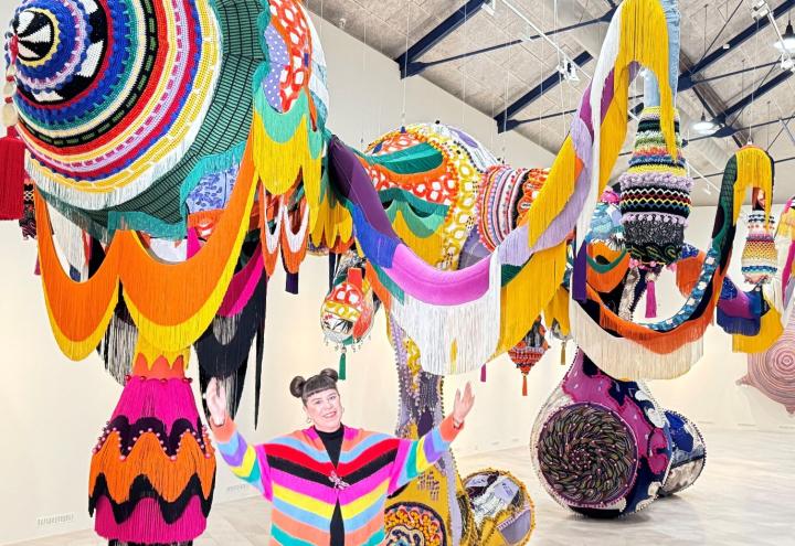 Joana Vasconcelos: Eine portugiesische Starkünstlerin 