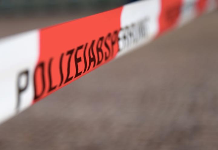 Demonstration in der Legienstraße: Warnstreik am Freitag