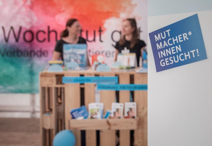 Kieler Woche 2025: Vereine und Verbände im Schloßgarten gesucht