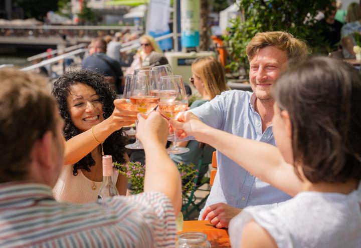 „Käse trifft Wein“: Viel Neues für Feinschmecker zu entdecken