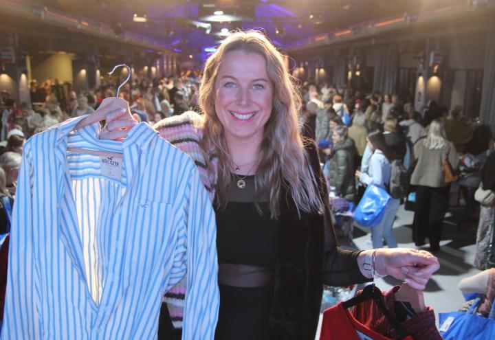  Kiel feiert den ersten Förde-Fräulein-Nachtflohmarkt 