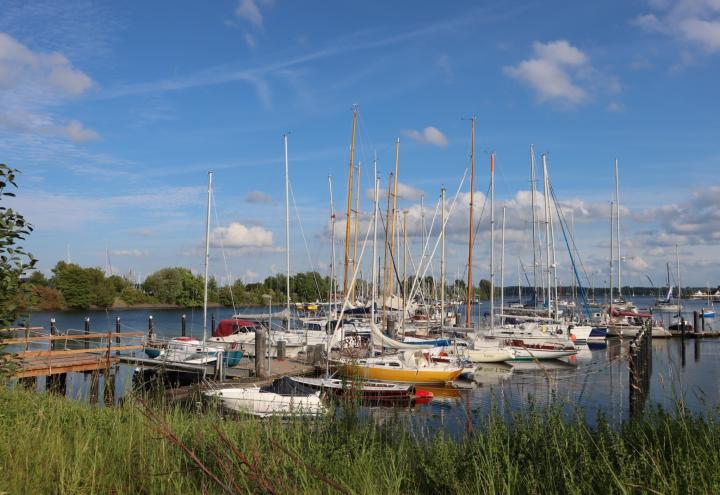 Nach MFG-5-Gelände: Krallt sich die Bundeswehr auch den Plüschowhafen?